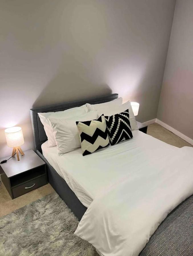 Modern Room Homestay In Apartment With Private Bathroom Croydon Buitenkant foto